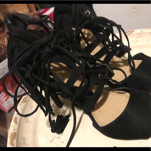 Like NEW Sexy Fringe Heels - Picture 7 of 8